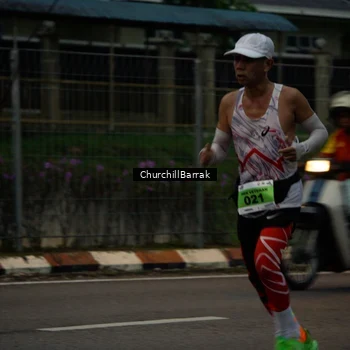 Runner Photo 8411099