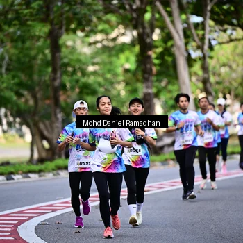 Runner Photo 8411117