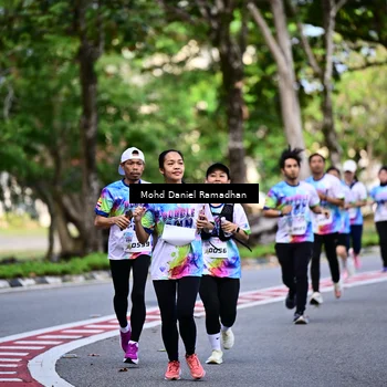 Runner Photo 8411125
