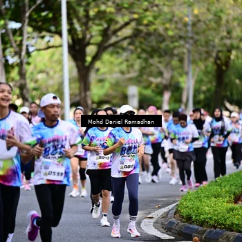 Runner Photo 8411134