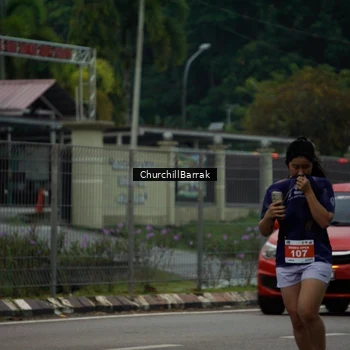 Runner Photo 8411149