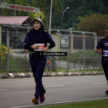 Runner Photo 8411153
