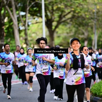 Runner Photo 8411155