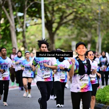 Runner Photo 8411157