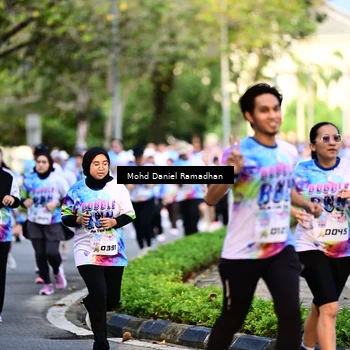 Runner Photo 8411167