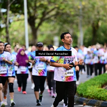 Runner Photo 8411183