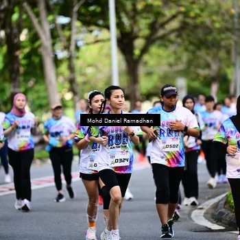 Runner Photo 8411191