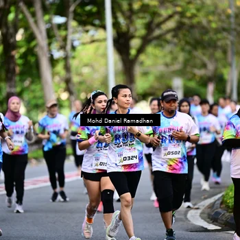 Runner Photo 8411195