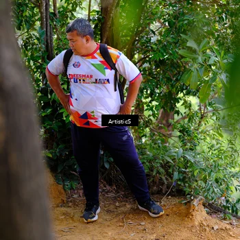 Runner Photo 8411196