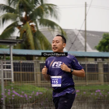 Runner Photo 8411197
