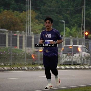Runner Photo 8411218