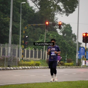 Runner Photo 8411221