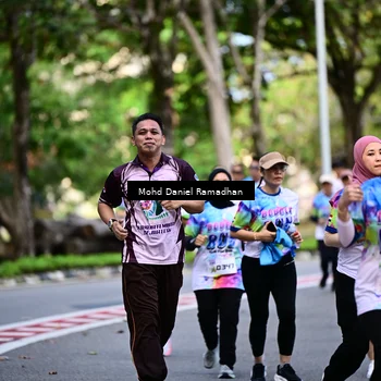 Runner Photo 8411232
