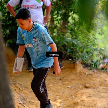 Runner Photo 8411238
