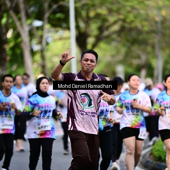 Runner Photo 8411249