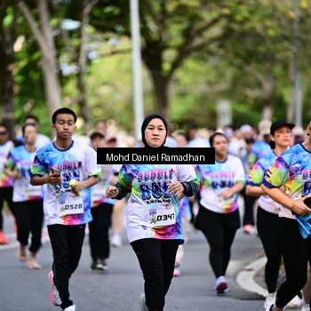 Runner Photo 8411257