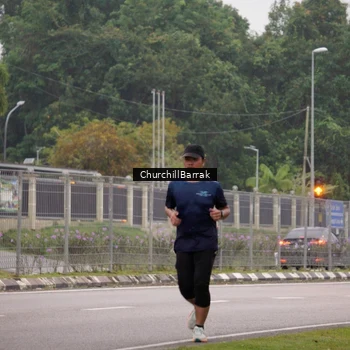 Runner Photo 8411262