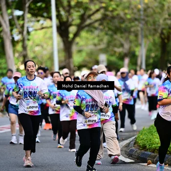 Runner Photo 8411282