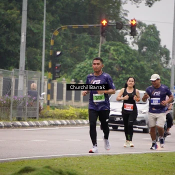 Runner Photo 8411285