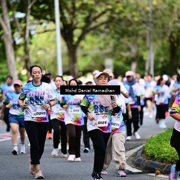 Runner Photo 8411286