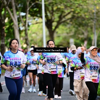 Runner Photo 8411299