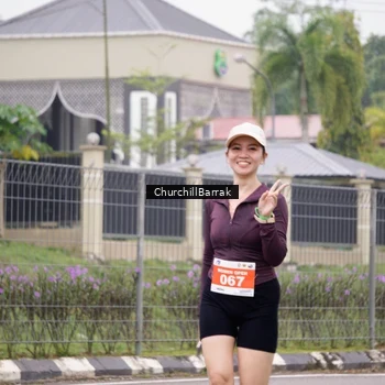 Runner Photo 8411310