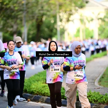 Runner Photo 8411314
