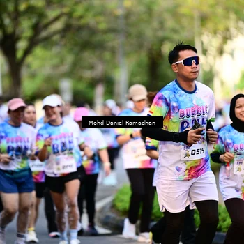 Runner Photo 8411323