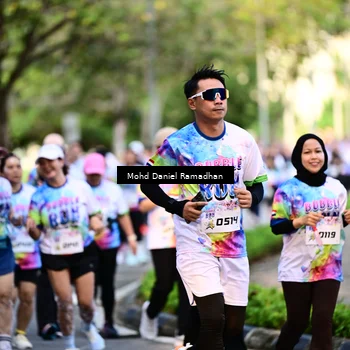 Runner Photo 8411324