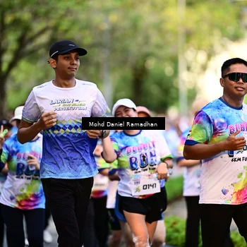 Runner Photo 8411350