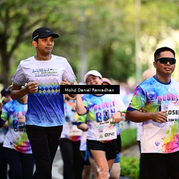Runner Photo 8411352