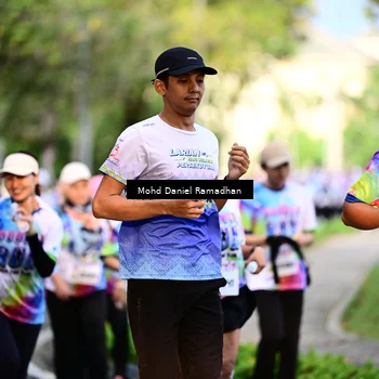 Runner Photo 8411365