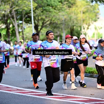 Runner Photo 8411405