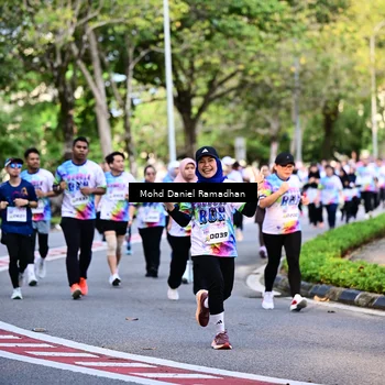 Runner Photo 8411429