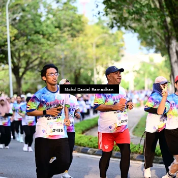 Runner Photo 8411431
