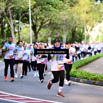 Runner Photo 8411445