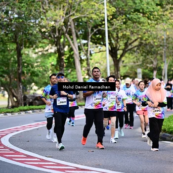 Runner Photo 8411451