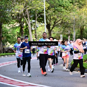 Runner Photo 8411456