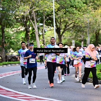 Runner Photo 8411458
