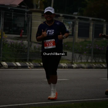 Runner Photo 8411466
