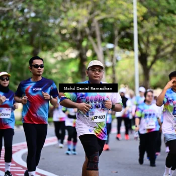Runner Photo 8411502