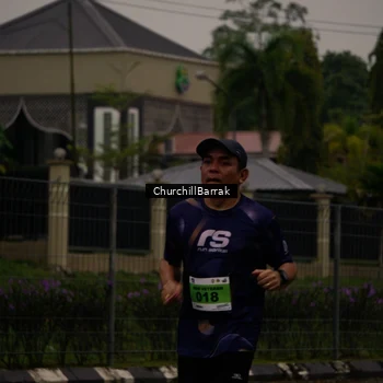 Runner Photo 8411514