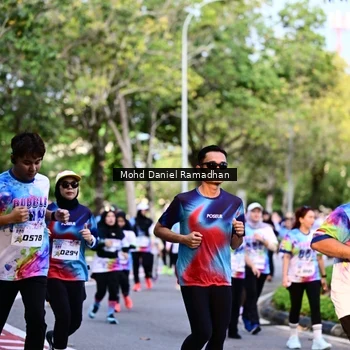 Runner Photo 8411531