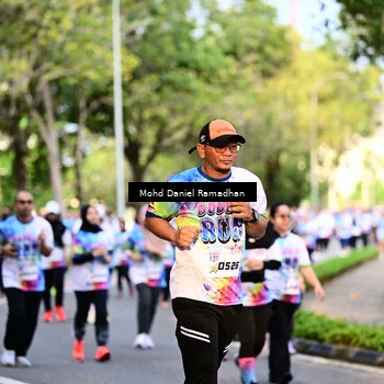 Runner Photo 8411567