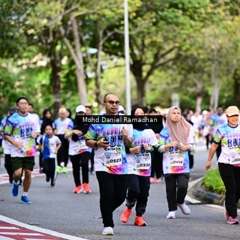 Runner Photo 8411577