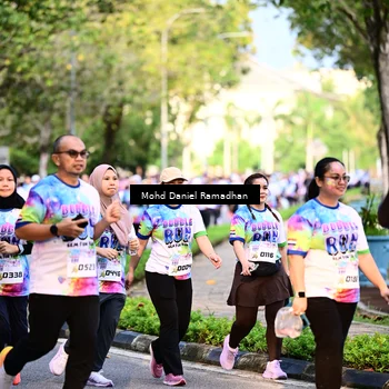 Runner Photo 8411592
