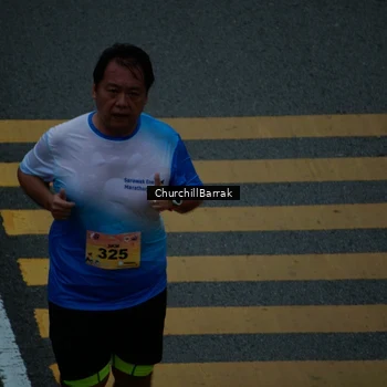 Runner Photo 8411596