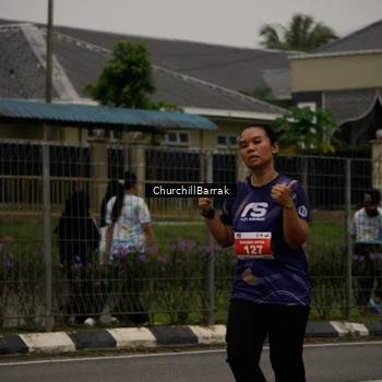 Runner Photo 8411659