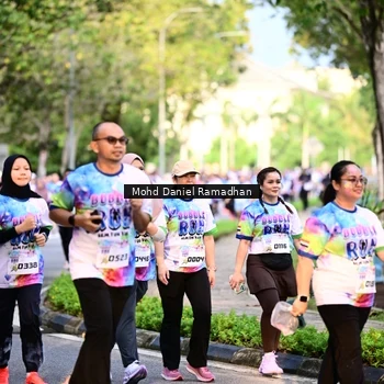 Runner Photo 8411661