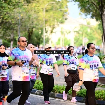 Runner Photo 8411664